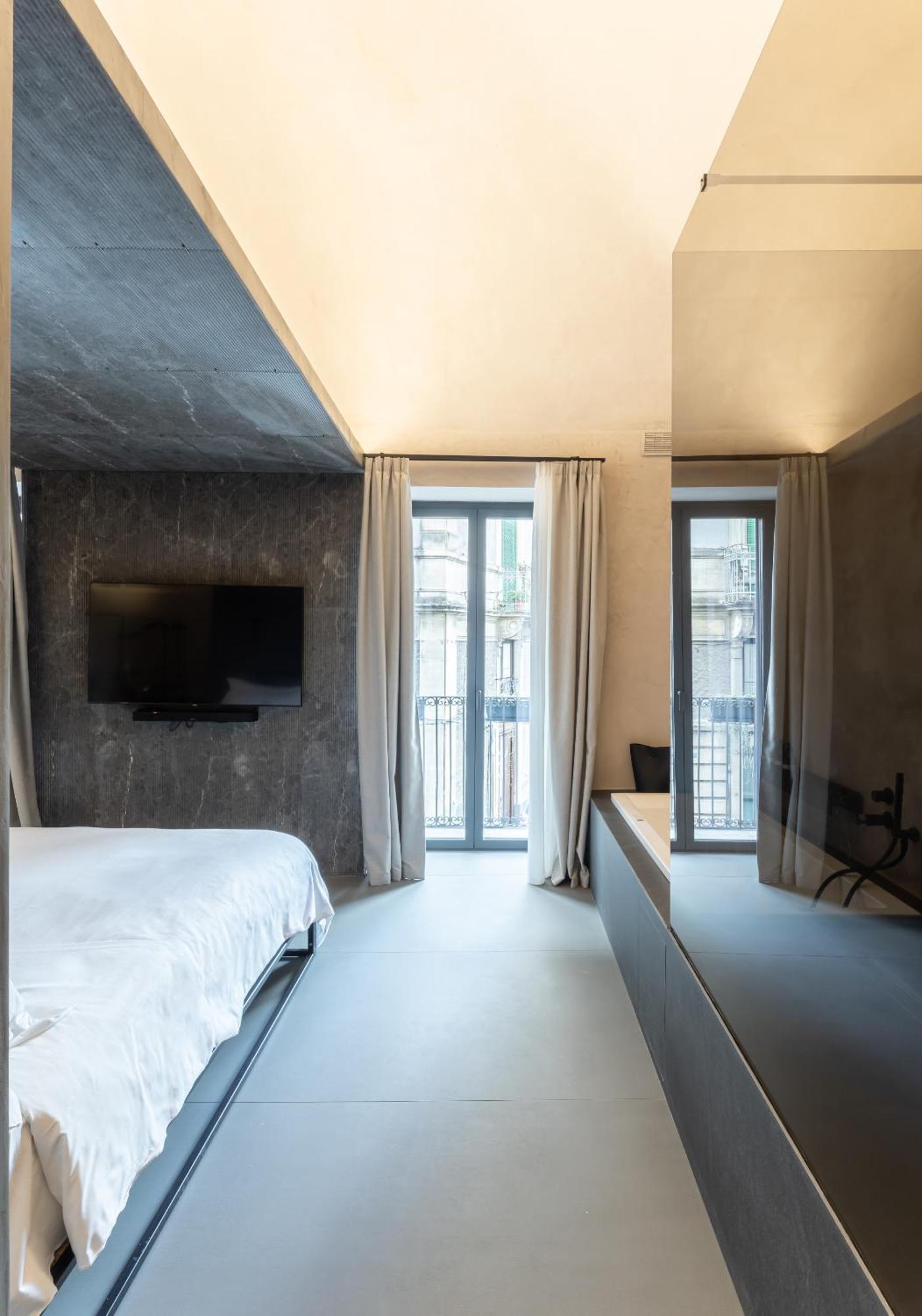 Terme Di Bacco - Design Apartaments And Spa คาตาเนีย ภายนอก รูปภาพ